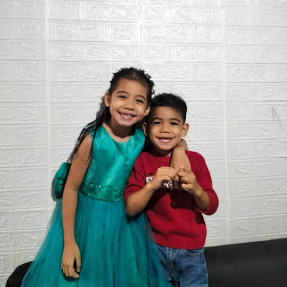 Meet your Posher, Kyle - Picture 1 of 1